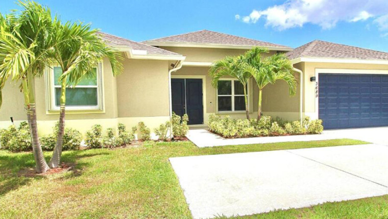 Peaceful Port St. Lucie Residence for Sale in a Serene Locale!